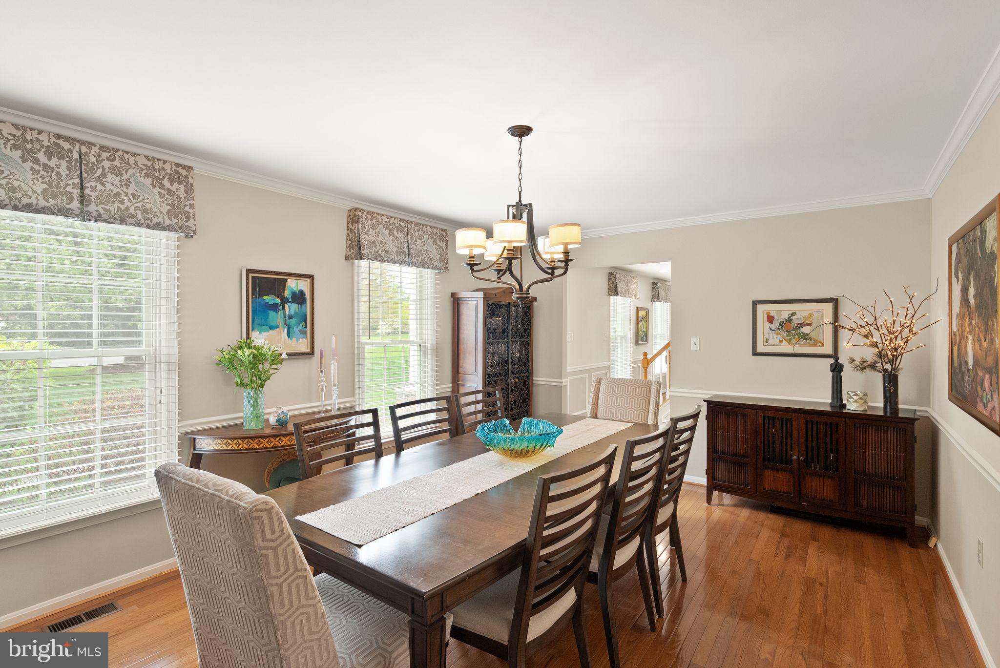 813 Lunenburg Road Great Falls, VA 22066 - Photo 14 of 91