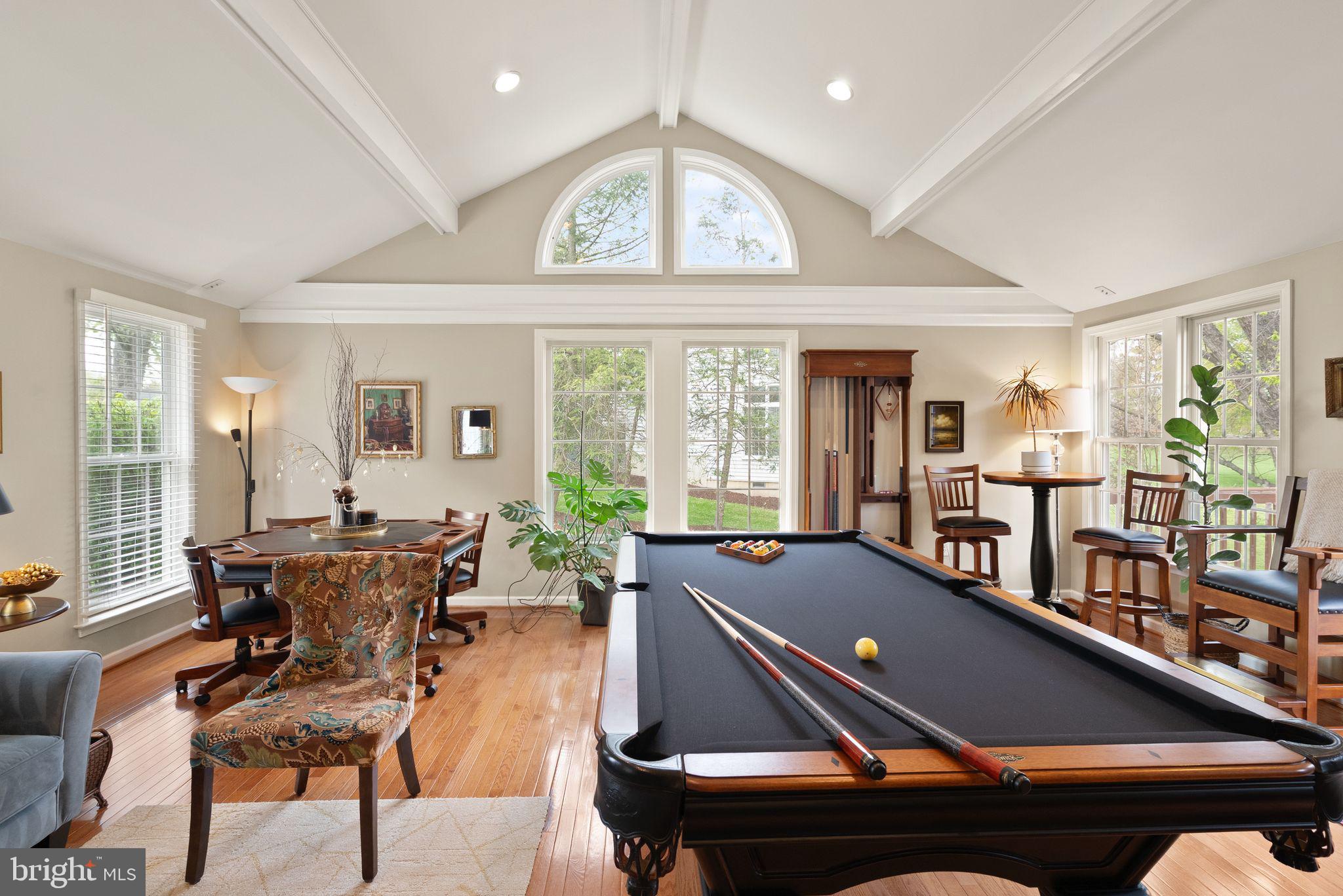 813 Lunenburg Road Great Falls, VA 22066 - Photo 20 of 91