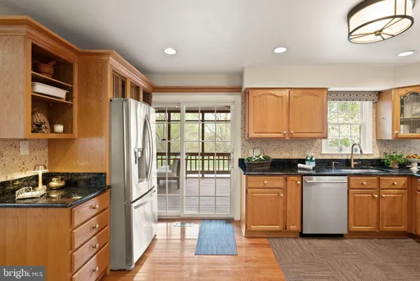 $1,750,000 | 813 Lunenburg Road, Great Falls, VA 22066