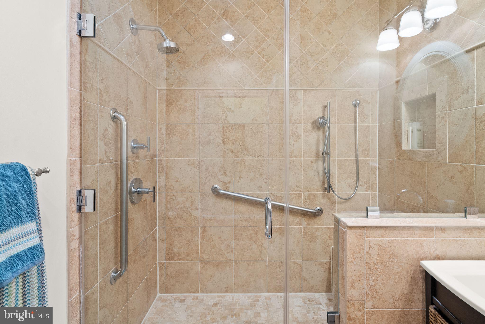 813 Lunenburg Road Great Falls, VA 22066 - Photo 42 of 91