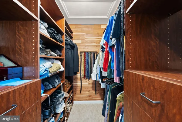 $1,750,000 | 813 Lunenburg Road, Great Falls, VA 22066