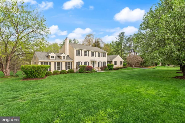 $1,750,000 | 813 Lunenburg Road, Great Falls, VA 22066