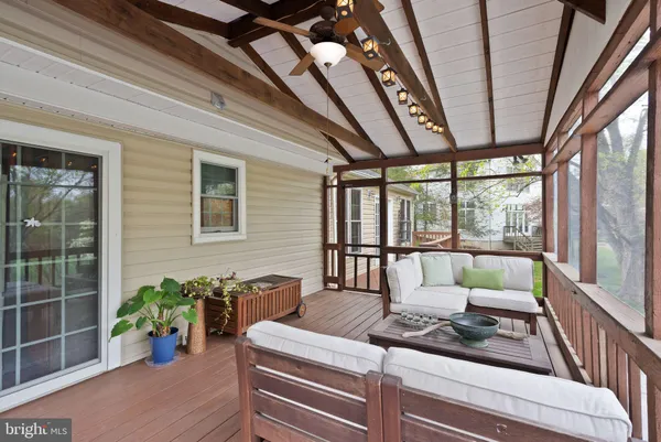 $1,750,000 | 813 Lunenburg Road, Great Falls, VA 22066