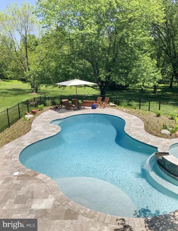 $1,750,000 | 813 Lunenburg Road, Great Falls, VA 22066