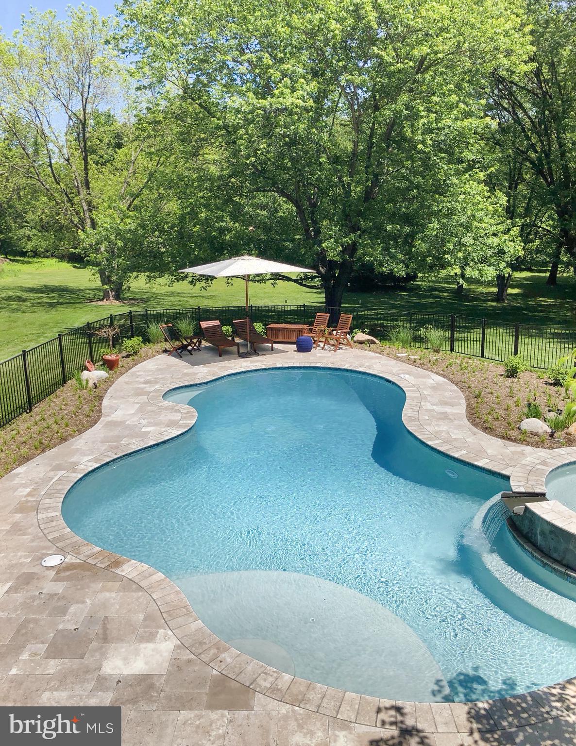 813 Lunenburg Road Great Falls, VA 22066 - Photo 82 of 91