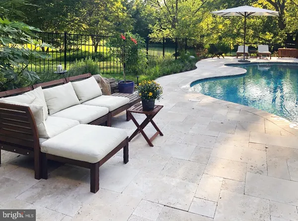 $1,750,000 | 813 Lunenburg Road, Great Falls, VA 22066