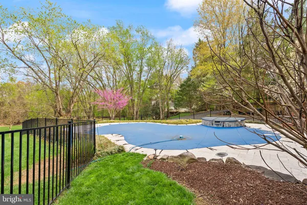 $1,750,000 | 813 Lunenburg Road, Great Falls, VA 22066