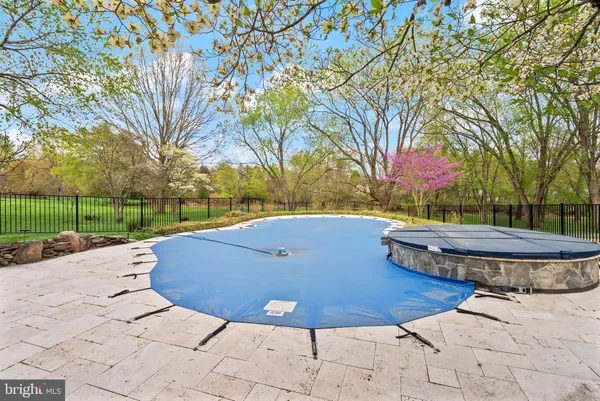 $1,750,000 | 813 Lunenburg Road, Great Falls, VA 22066