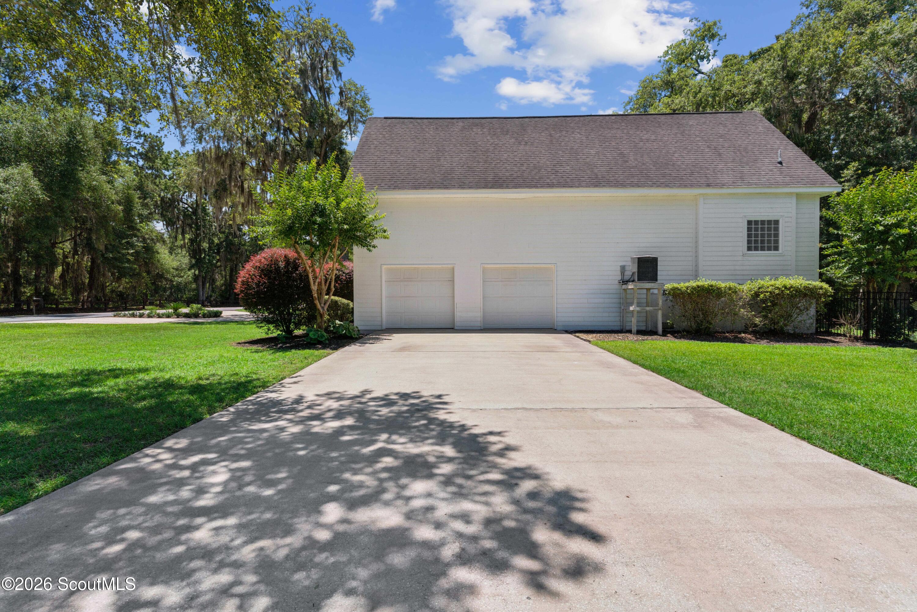 209 West Point Drive St. Simons Island, GA 31522 - Photo 19 of 37