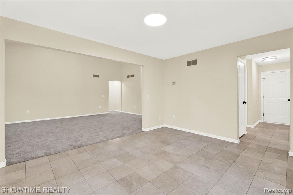 42810 Little Road Clinton Township, MI 48036 - Photo 23 of 71