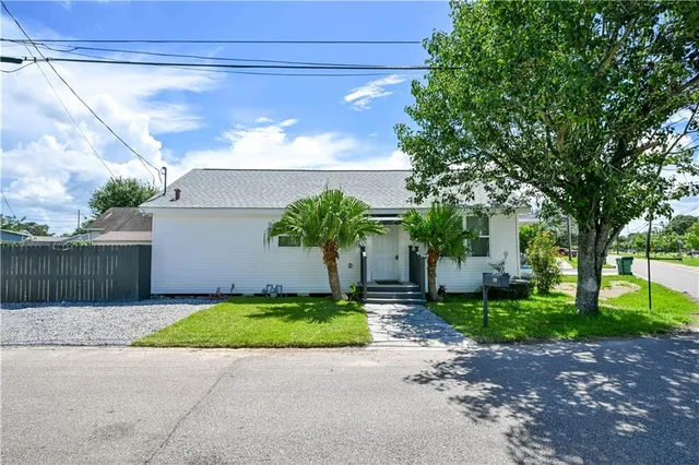 $2,500 | 401 Nursery Avenue, Metairie, LA 70005