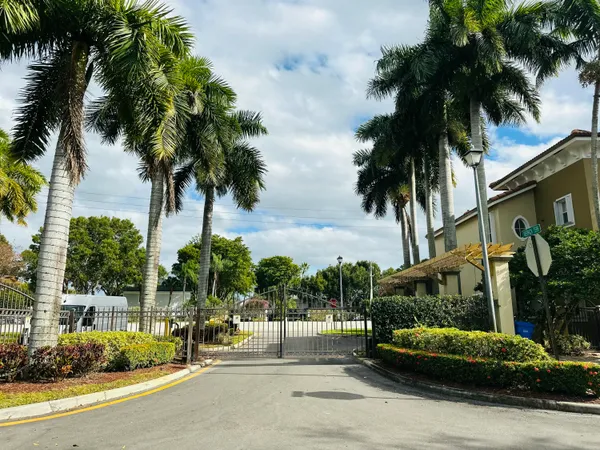 $2,800 | 3202 Merrick Terrace, Unit 2102, Margate, FL 33063