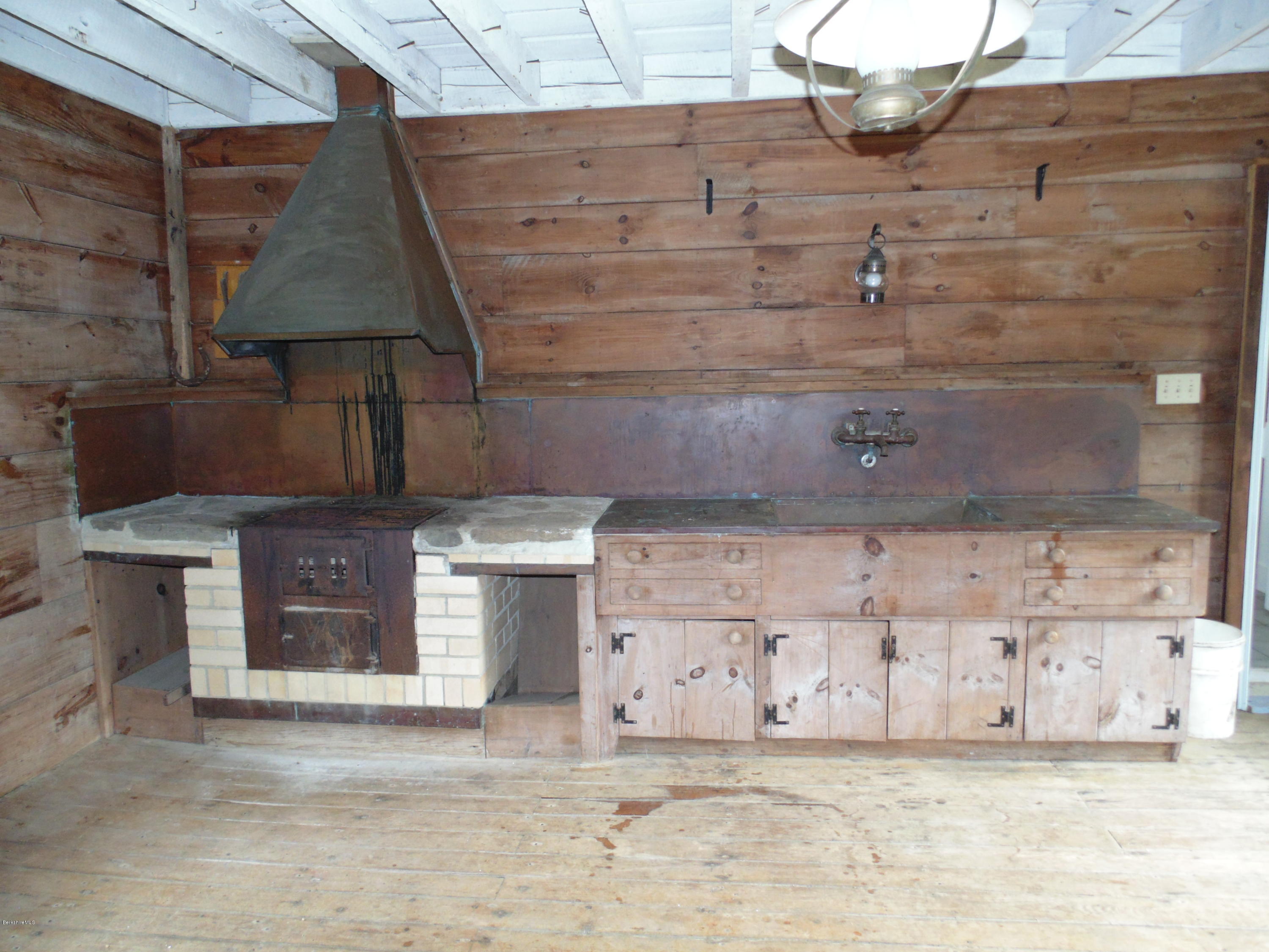 18 Klaus Anderson Road Southwick, MA 01077 - Photo 19 of 34 DSC01843