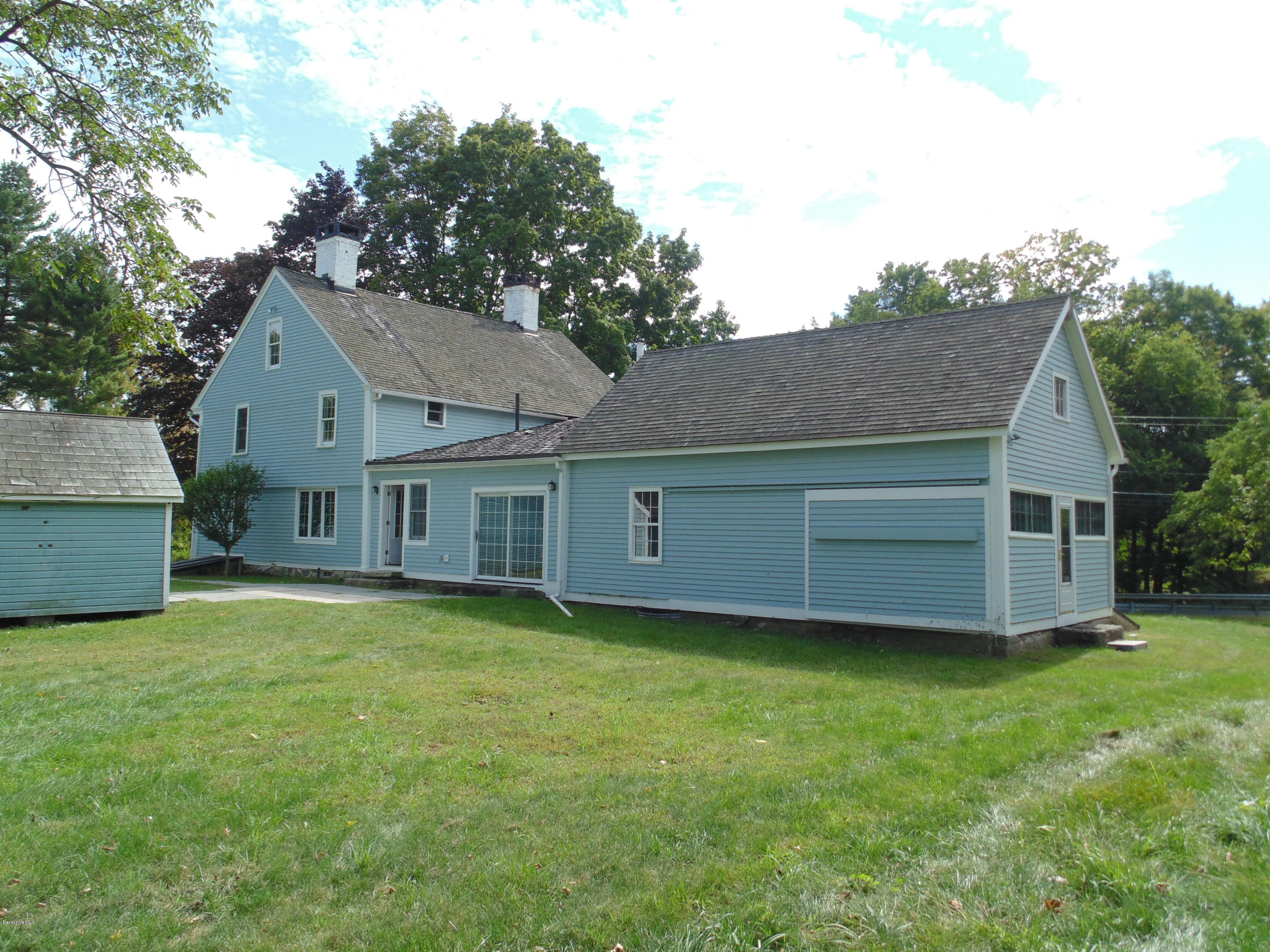 18 Klaus Anderson Road Southwick, MA 01077 - Photo 4 of 34 DSC01922