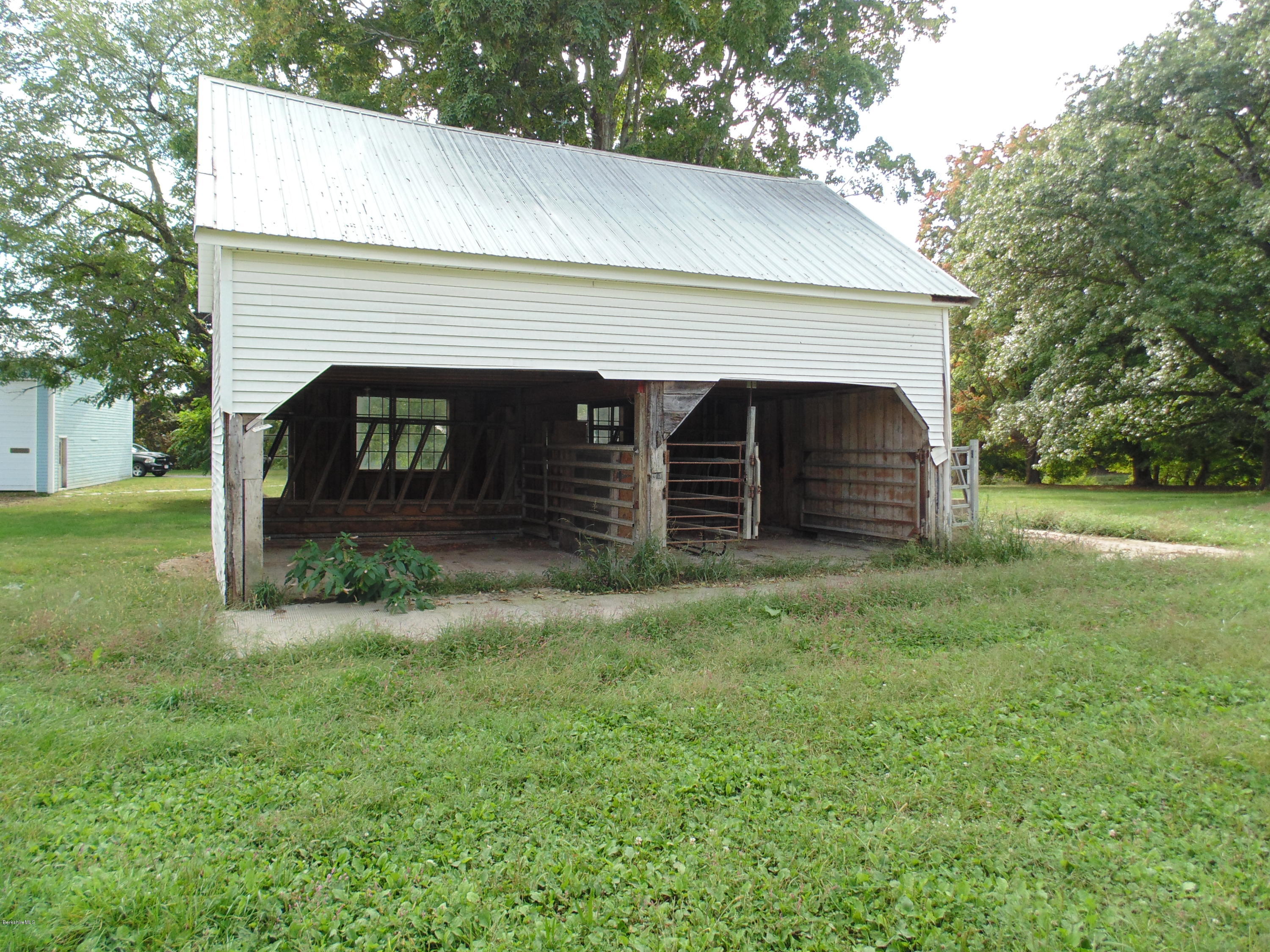 18 Klaus Anderson Road Southwick, MA 01077 - Photo 31 of 34 DSC01917