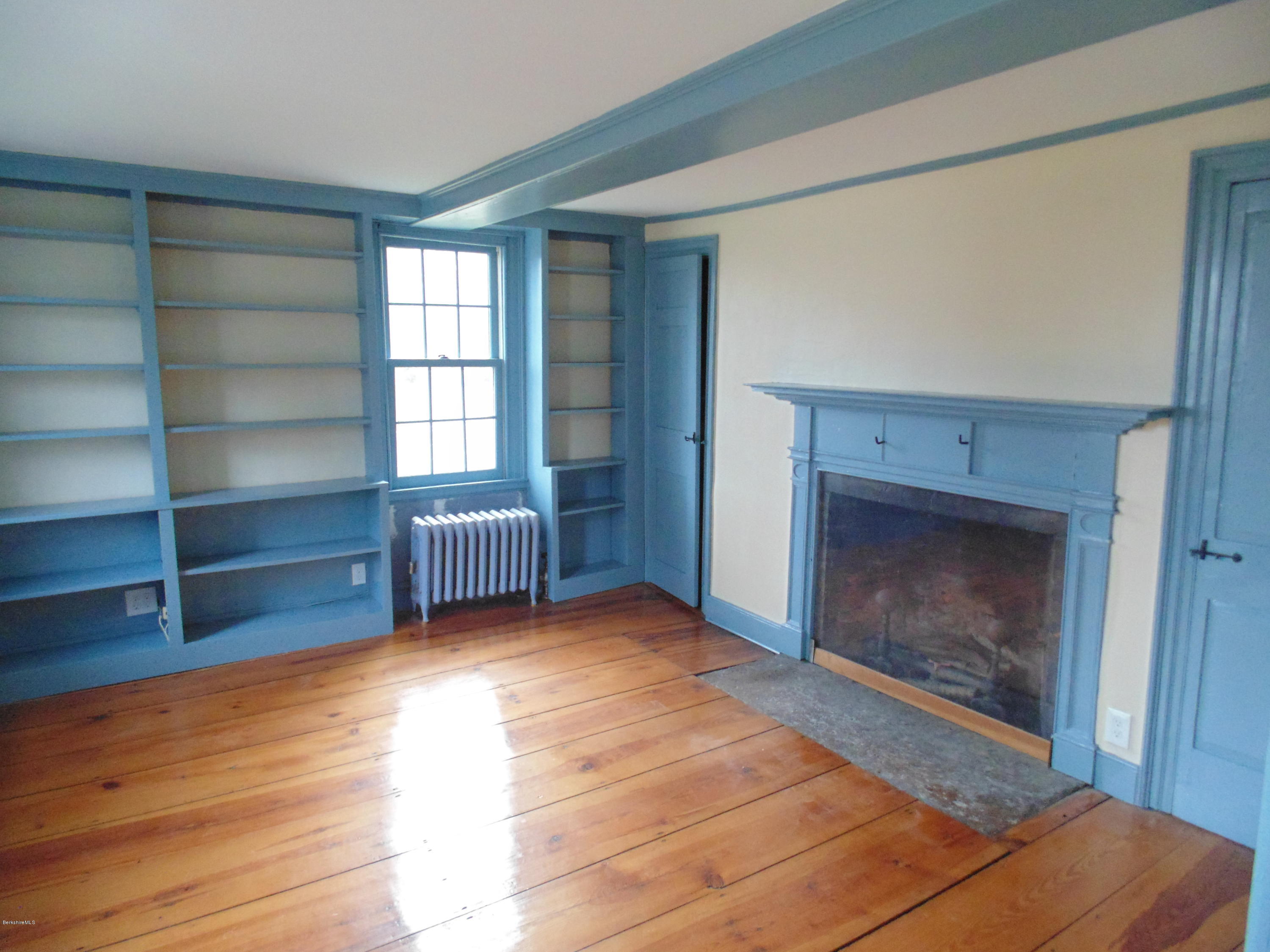 18 Klaus Anderson Road Southwick, MA 01077 - Photo 7 of 34 DSC02134