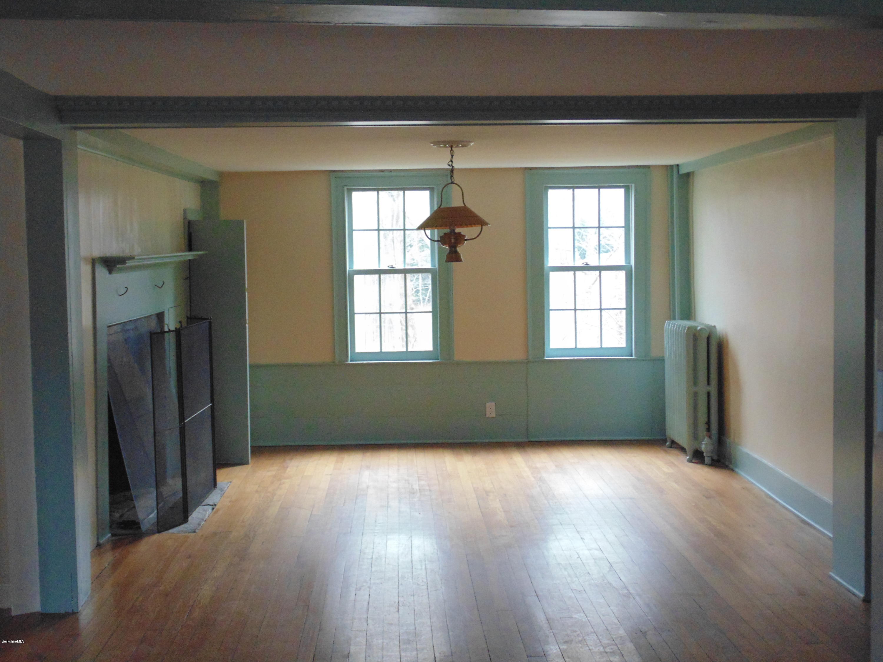 18 Klaus Anderson Road Southwick, MA 01077 - Photo 9 of 34 DSC02141