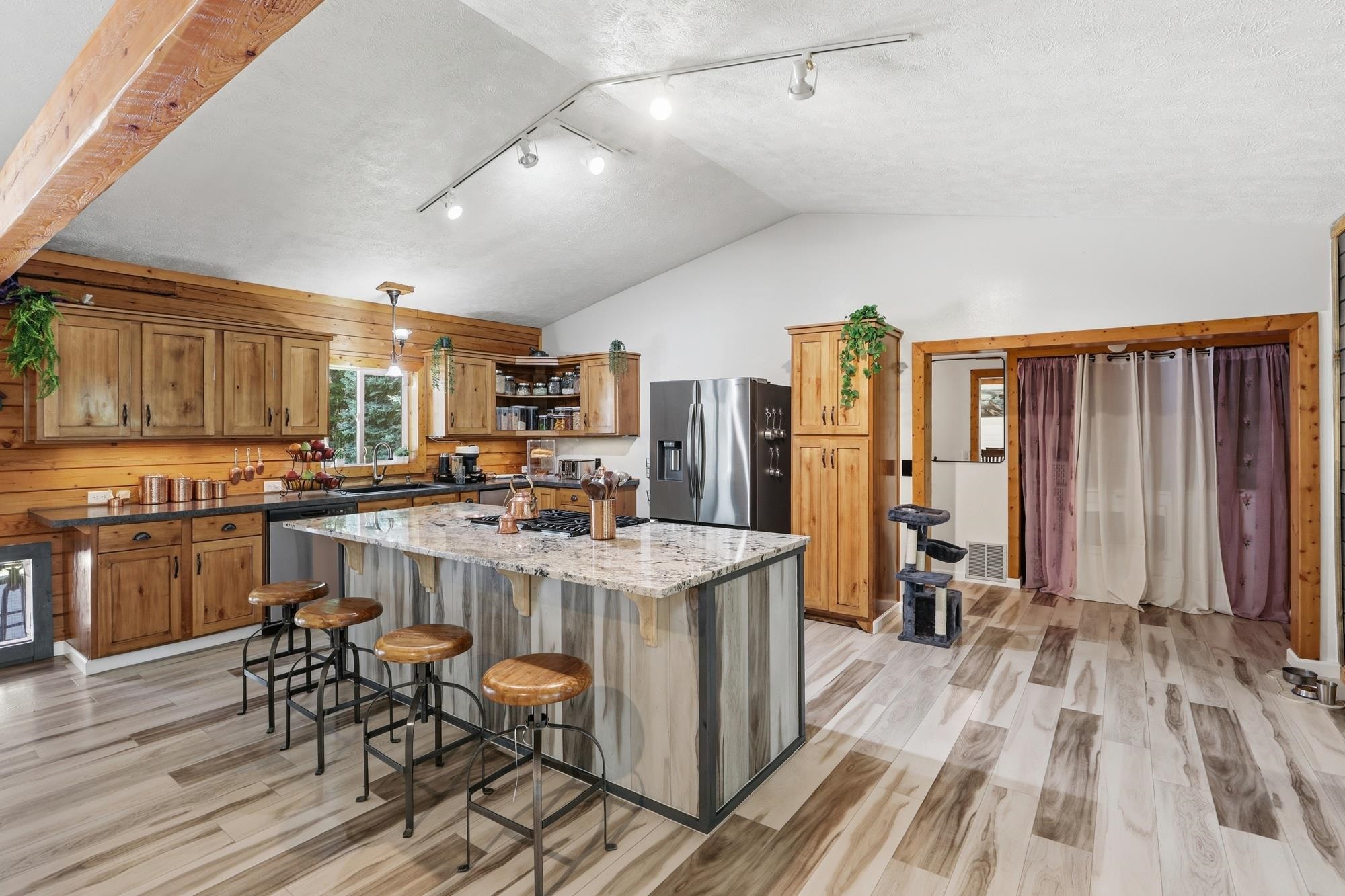 5426 West Crosscut Road Deer Park, WA 99006 - Photo 8 of 48