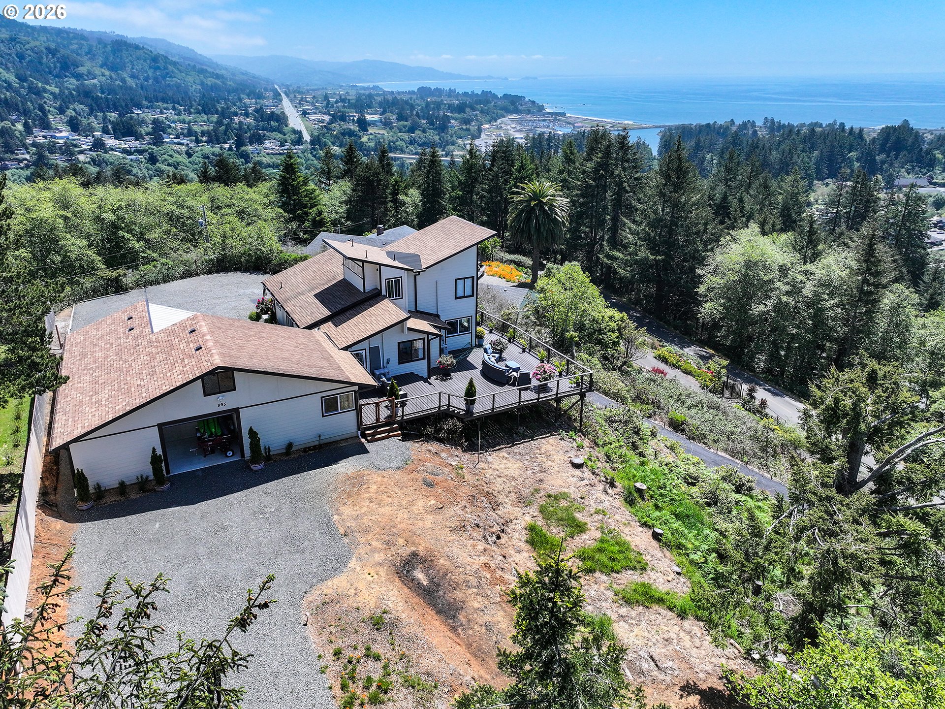 895 Marina Heights Road Brookings, OR 97415 - Photo 4 of 48