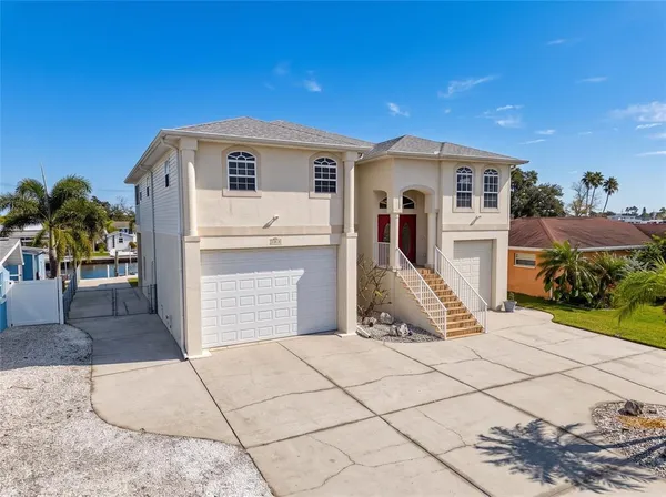 $649,900 | 13540 Maria Drive, Hudson, FL 34667