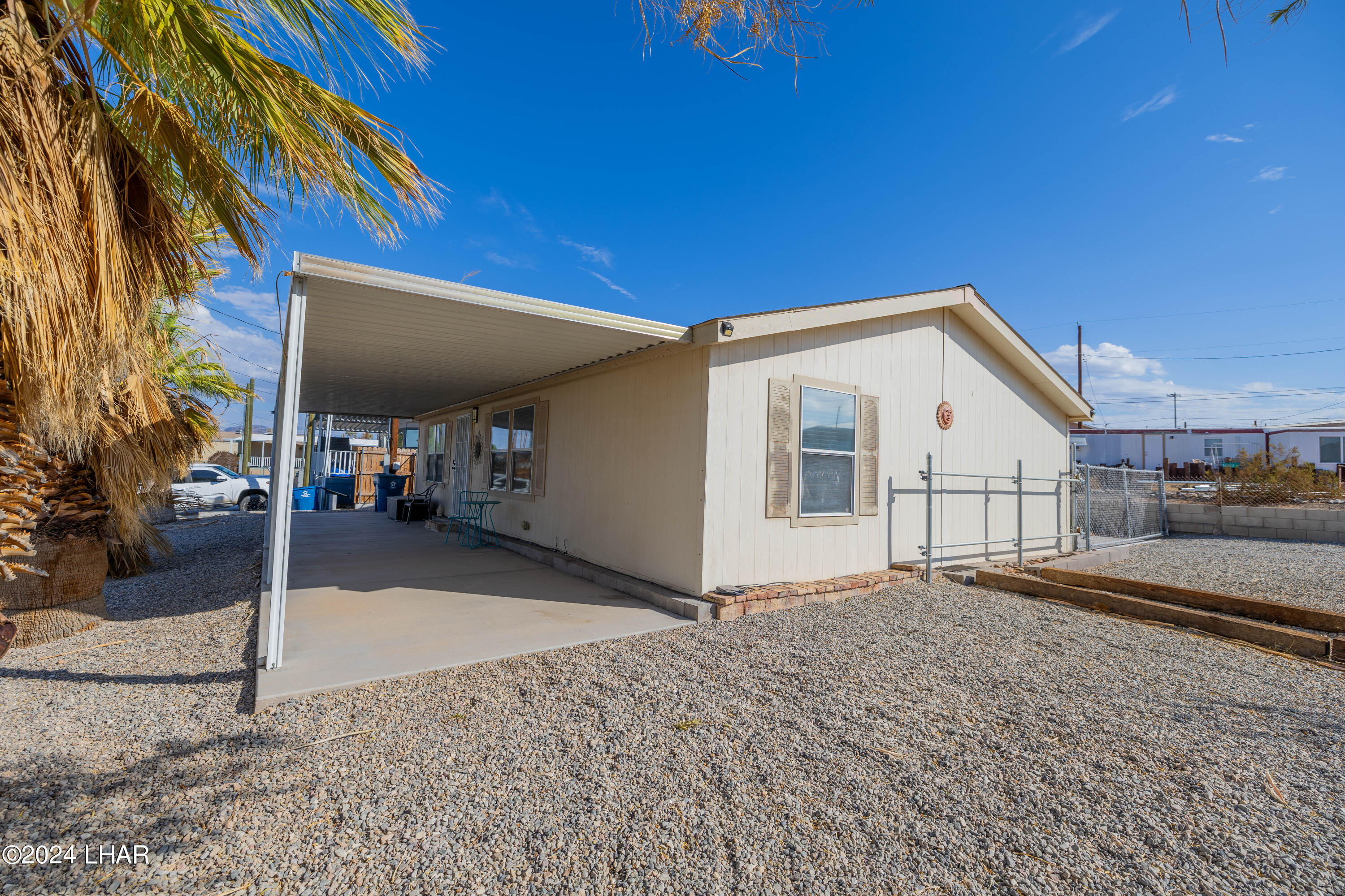 10604 Treasure Road Parker, AZ 85344 - Photo 4 of 29 F48A0460