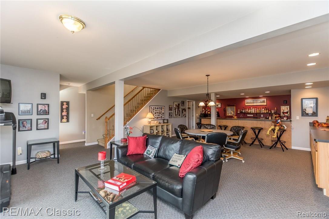 854 Ridgeside Drive, Unit 3 Milford, MI 48381 - Photo 32 of 42 DSC_1898.jpg