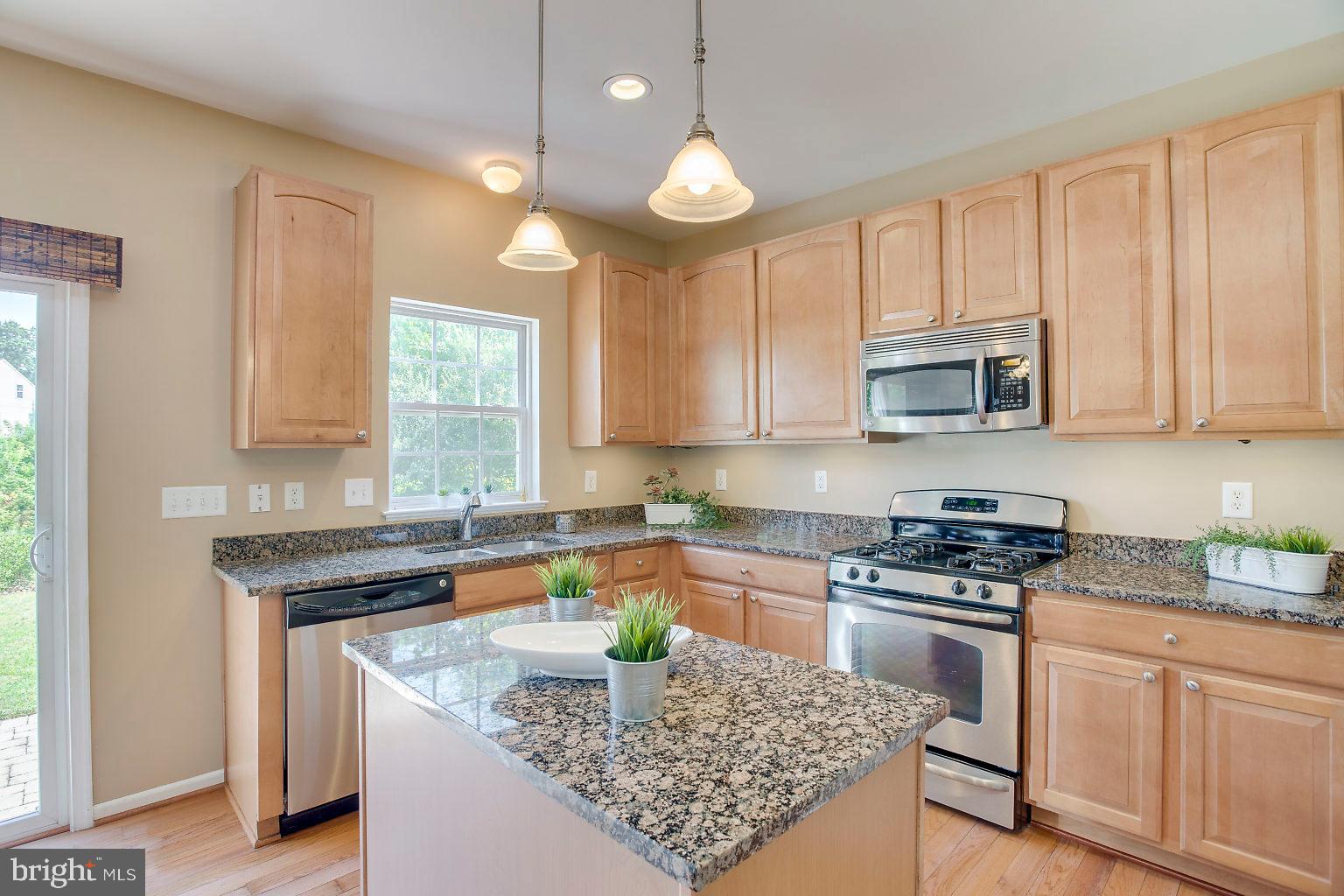 5612 New Forge Road White Marsh, MD 21162 - Photo 2 of 61 KITCHEN