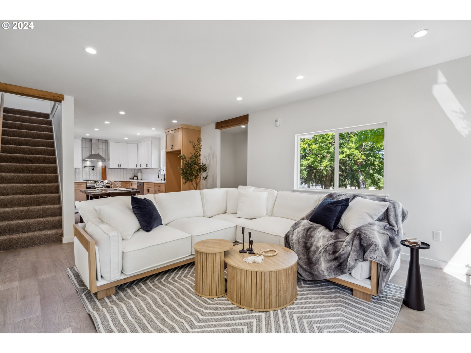 2904 R Street Vancouver, WA 98663 - Photo 43 of 46 a living room with furniture and a large window