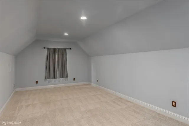 an empty room with an entryway
