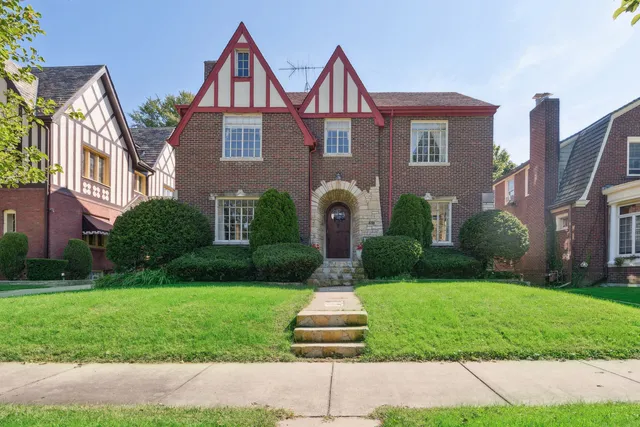 $735,000 | 6731 South Cregier Avenue, Chicago, IL 60649