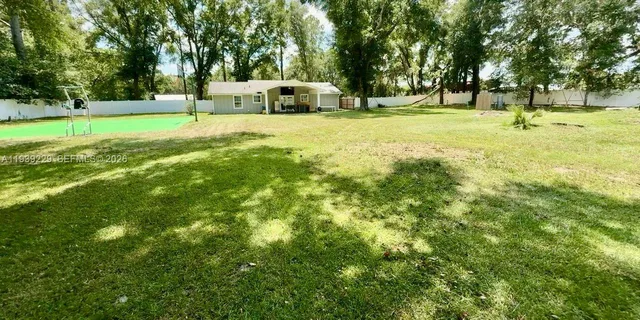 $1,600 | 399 Southwest Broderick Drive, Unit 399, Lake City, FL 32025