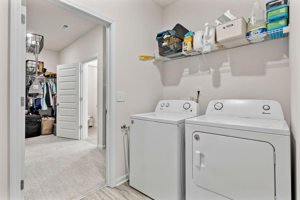 9 Mossy Oaks Lane Northeast Rome, GA 30165 - Photo 21 of 32 a utility room with dryer and washer