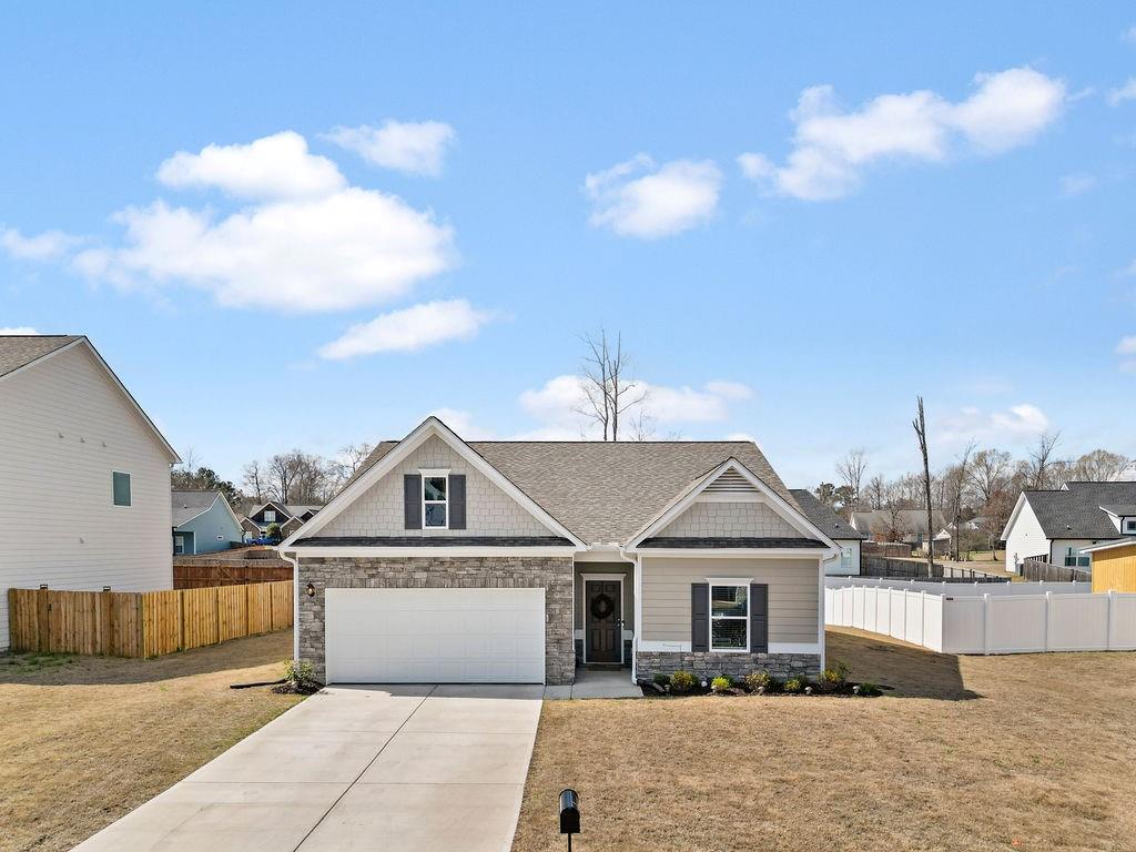 9 Mossy Oaks Lane Northeast Rome, GA 30165 - Photo 7 of 32 a view of house and outdoor space