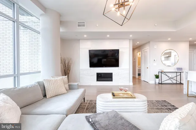 $1,360,000 | 1330 Lancaster Street, Unit C701, Baltimore, MD 21231