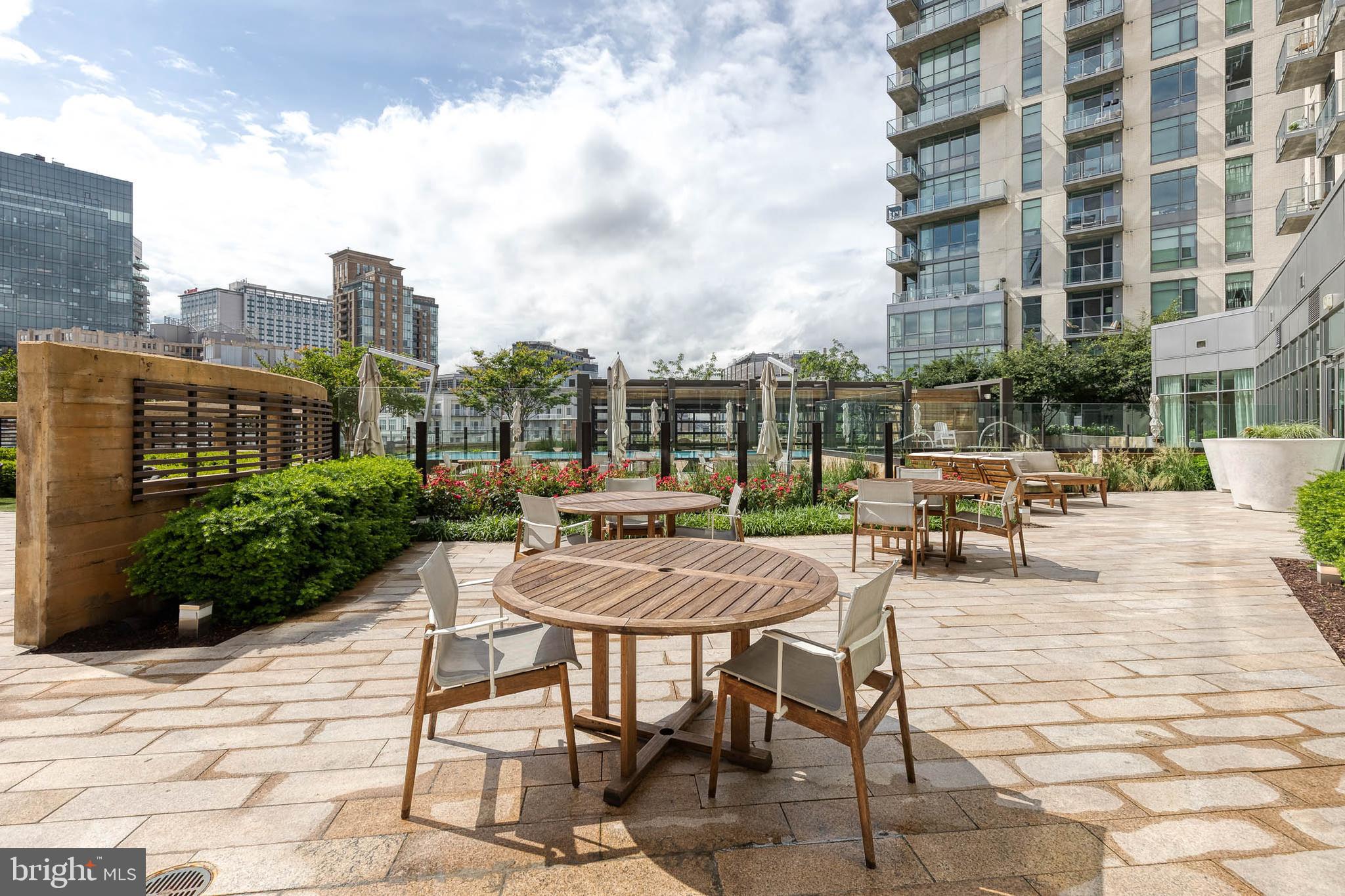1330 Lancaster Street, Unit C701 Baltimore, MD 21231 - Photo 59 of 73 a view of a patio