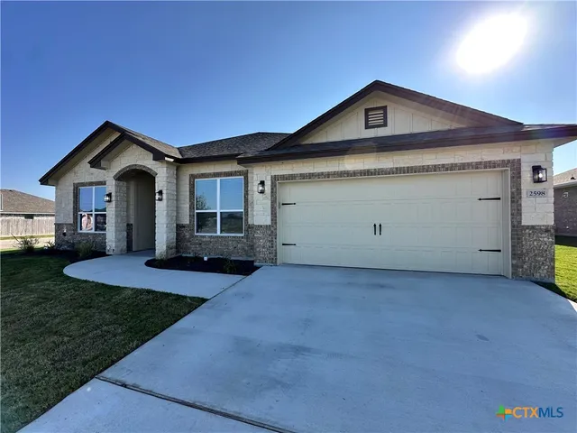 $398,900 | 2598 Settlers Oak Drive, Belton, TX 76513