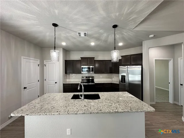 $398,900 | 2598 Settlers Oak Drive, Belton, TX 76513