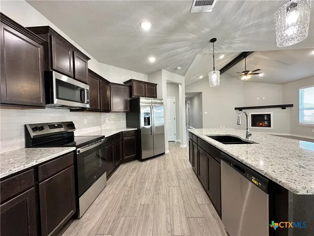 $398,900 | 2598 Settlers Oak Drive, Belton, TX 76513