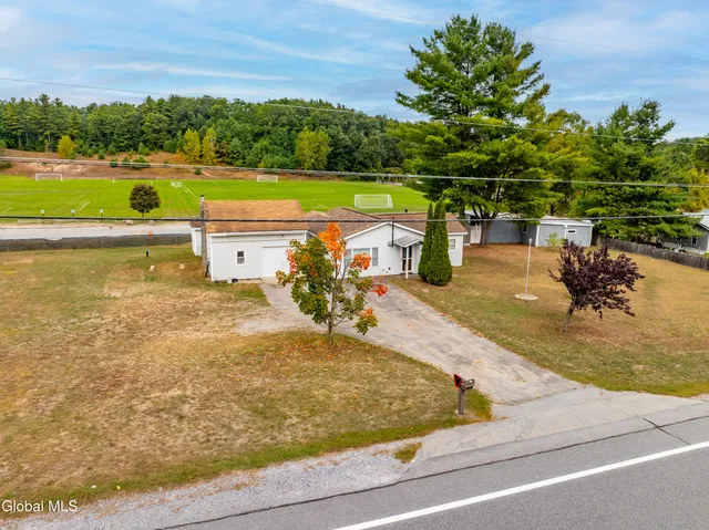 $249,000 | 879 Highway 29, Saratoga Springs, NY 12866