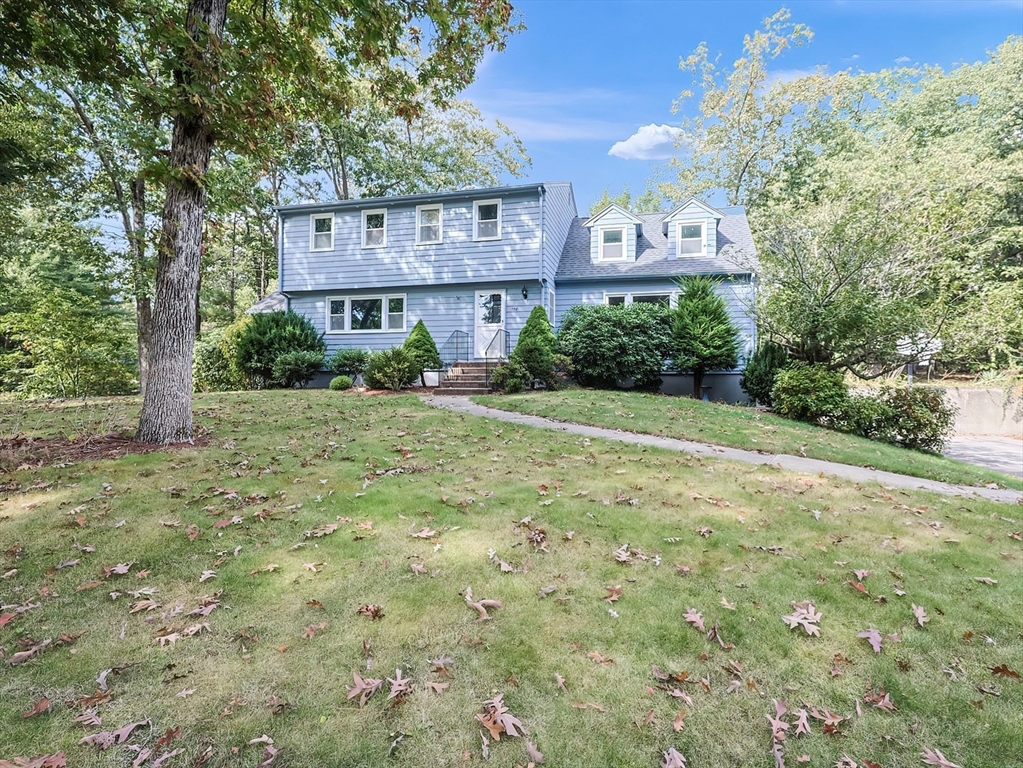 158 Longhill Road Franklin, MA 02038 - Photo 3 of 42 Gallery Image 3