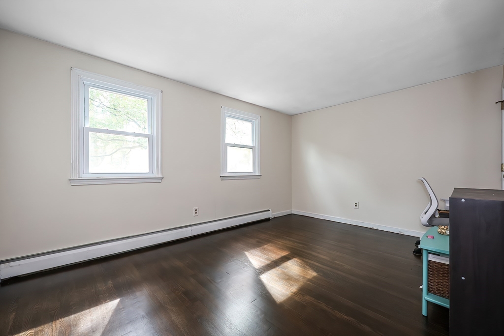 158 Longhill Road Franklin, MA 02038 - Photo 31 of 42 Gallery Image 31