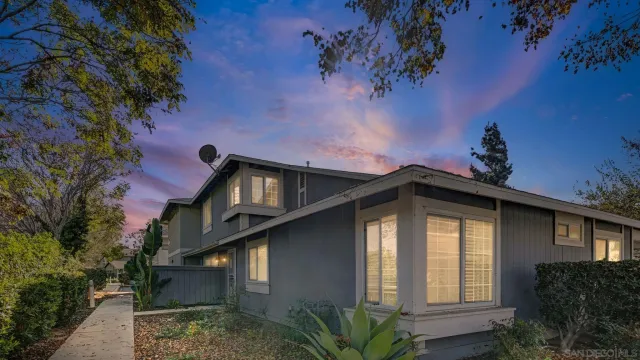 $515,000 | 814 Malibu Point Way, Oceanside, CA 92058