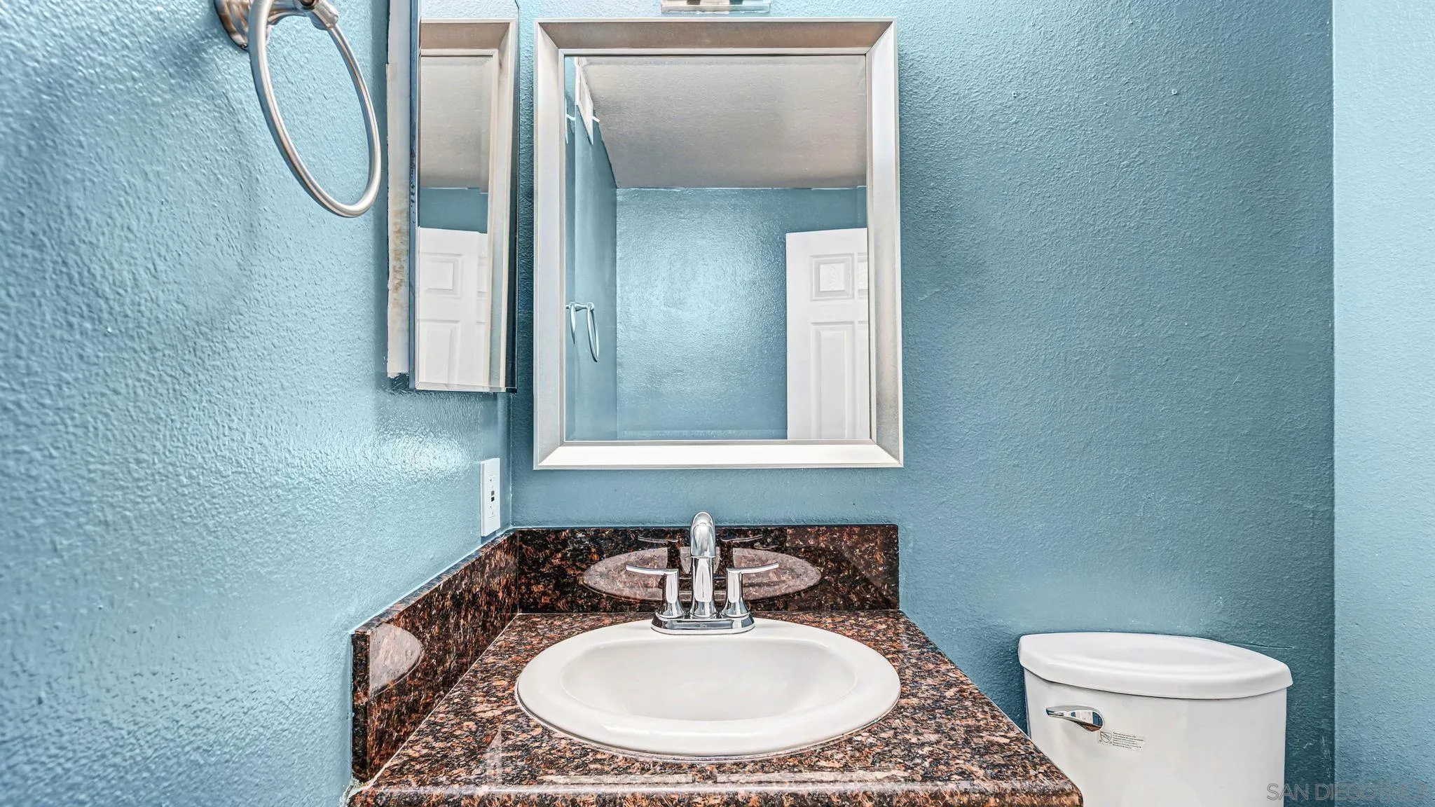 814 Malibu Point Way Oceanside, CA 92058 - Photo 13 of 26