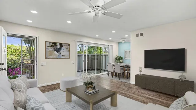 $515,000 | 814 Malibu Point Way, Oceanside, CA 92058