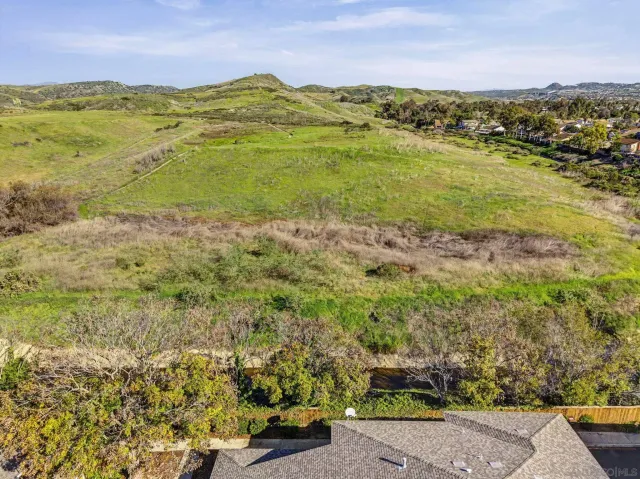 $515,000 | 814 Malibu Point Way, Oceanside, CA 92058