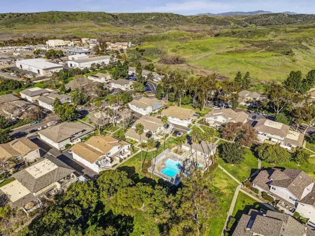 $515,000 | 814 Malibu Point Way, Oceanside, CA 92058