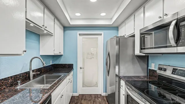 $515,000 | 814 Malibu Point Way, Oceanside, CA 92058