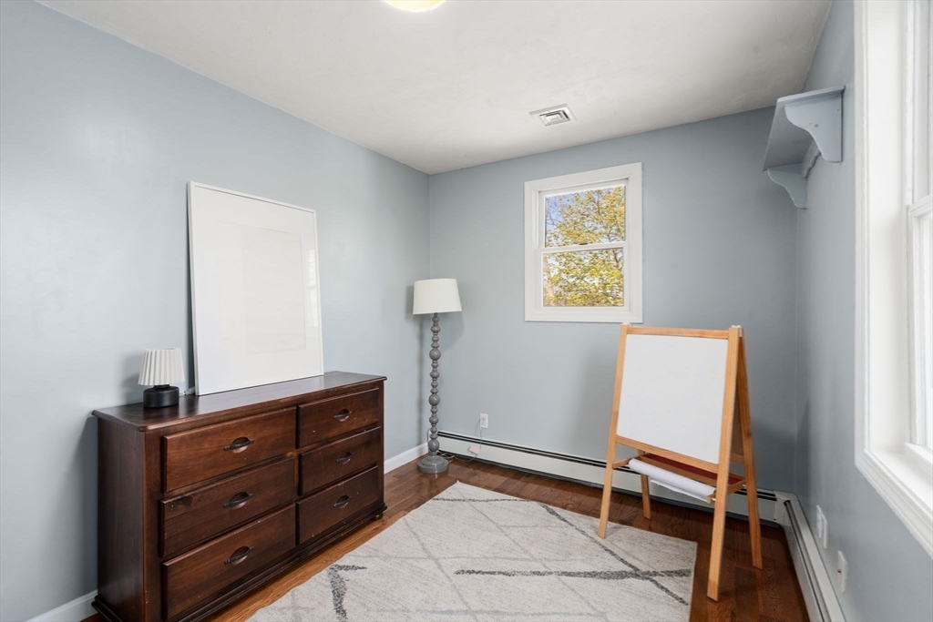 8 Alfred Place Woburn, MA 01801 - Photo 18 of 31