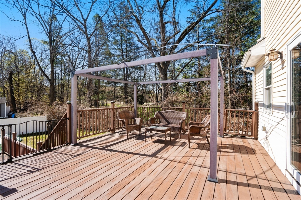 8 Alfred Place Woburn, MA 01801 - Photo 22 of 31