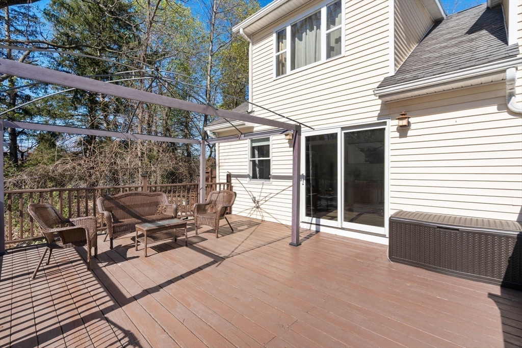 8 Alfred Place Woburn, MA 01801 - Photo 23 of 31